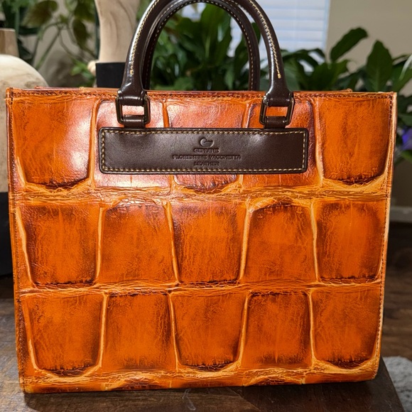 EUC Dooney & Bourke Caiman Camilla Croc-Embossed Leather Tote Bag - Picture 2 of 16